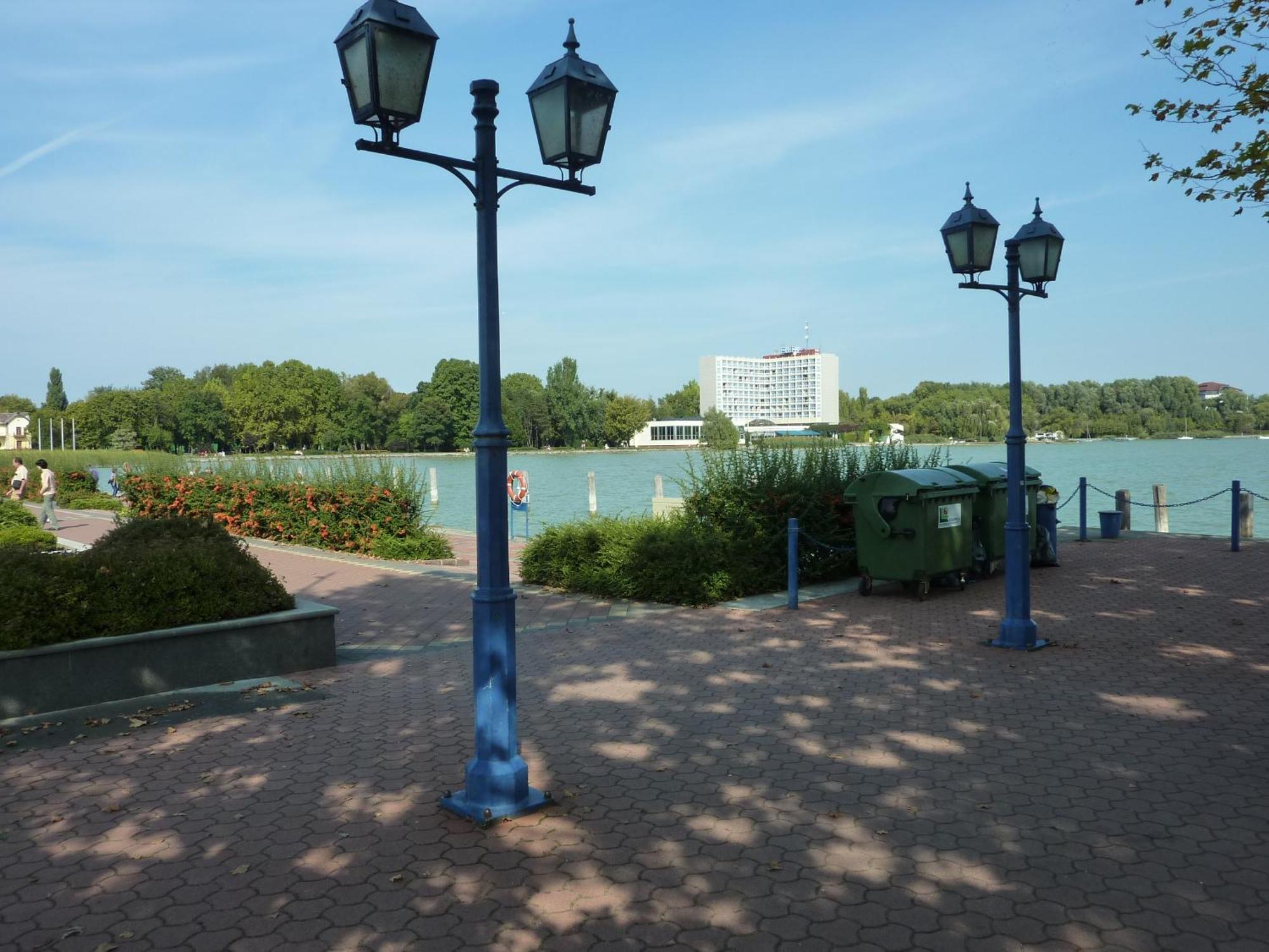 Ilona Kis Kastely Panzio Hotell Keszthely Exteriör bild